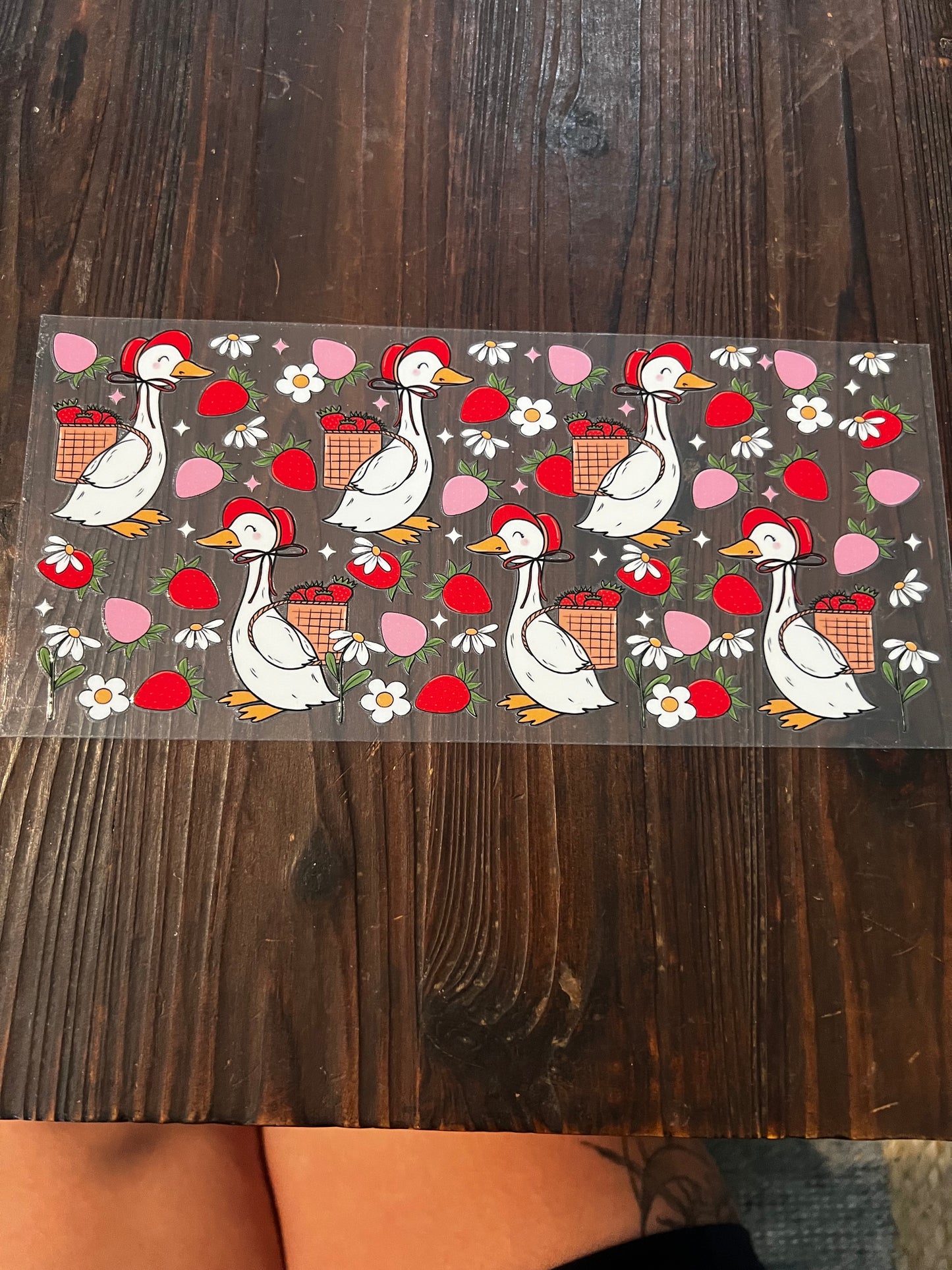 Goose and strawberries 2 wrap