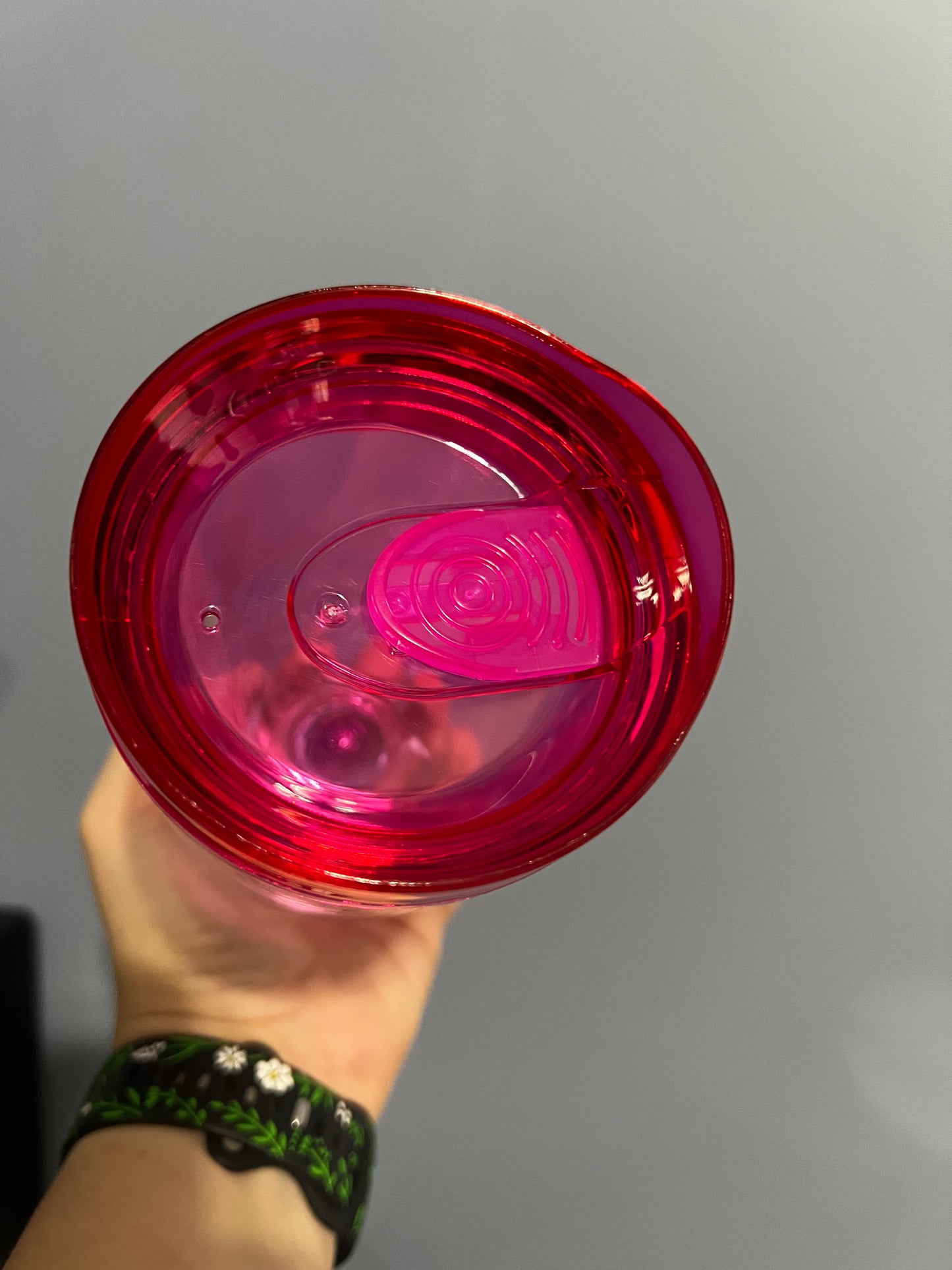 10oz lava drip/glitter wine tumbler