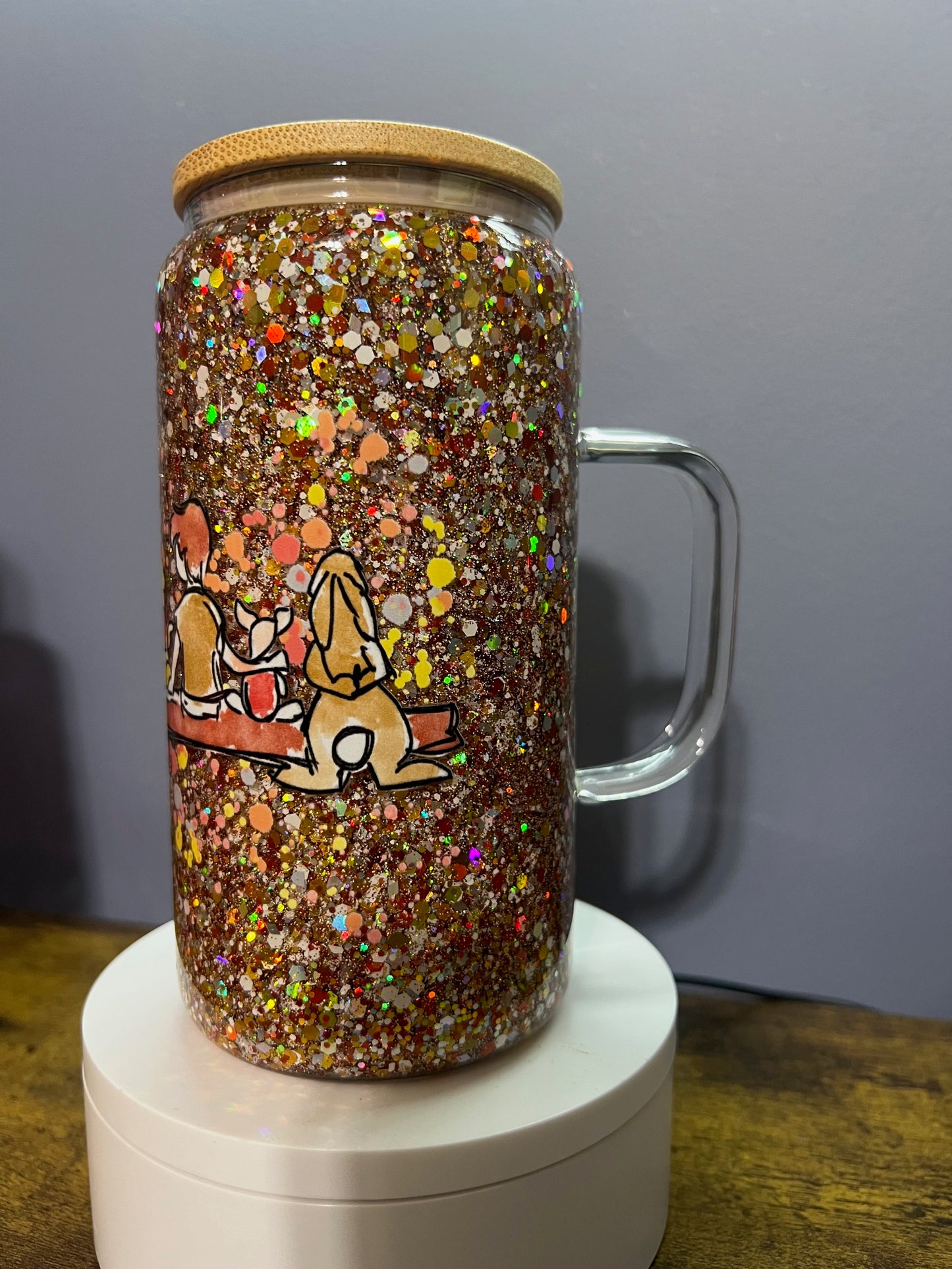 Winnie the pooh &friends glitter snowglobe