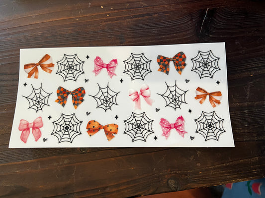 Spider webs and bows wrap