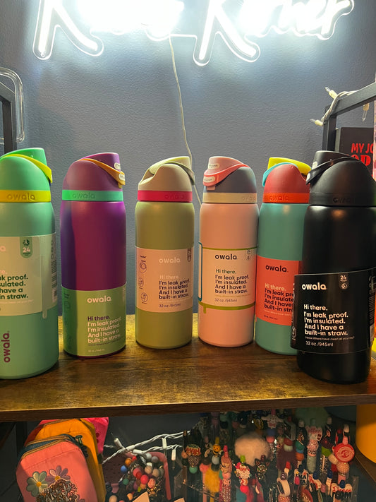 Owala 32oz water bottle