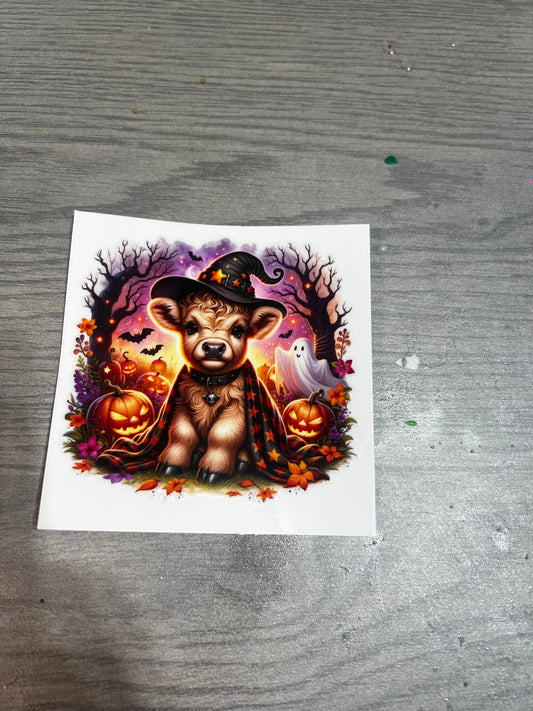 3.5in decal Halloween cow 4