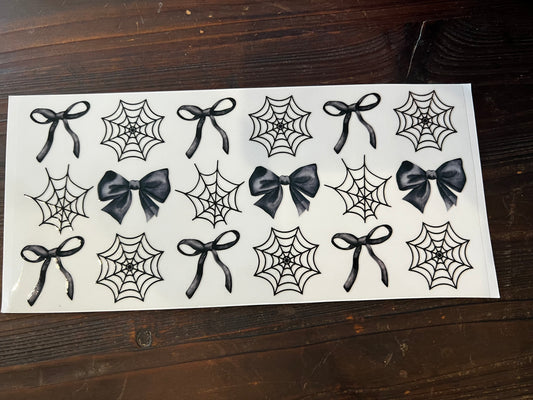 BW bows and spiderweb wrap
